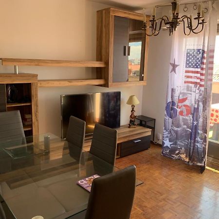 Vivienda Turistica Vistas Catedral Apartment Leon Exterior photo